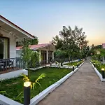 Amore Serenity Resort
