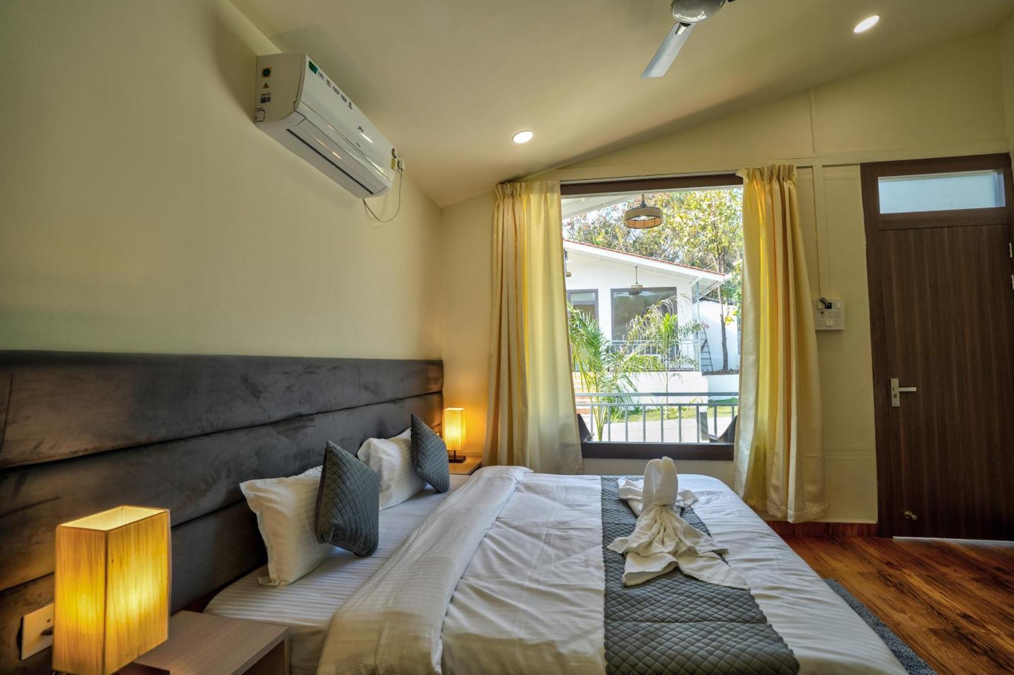 Hotel Serenity