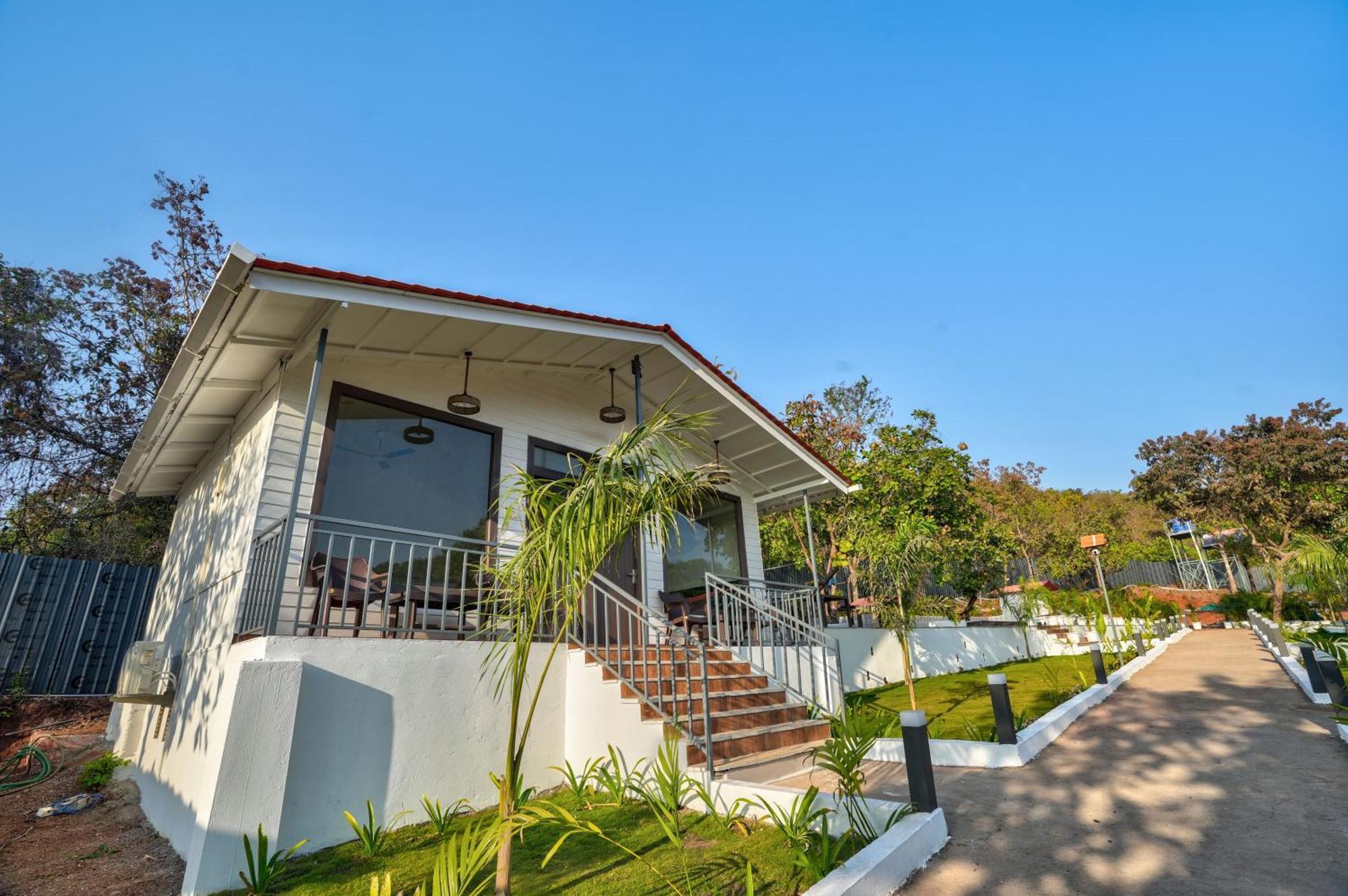 Hotel Serenity 4*